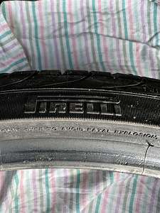 Suvine PIRELLI P ZERO NERO 285/25/22 5mm. (2 foto / 8)