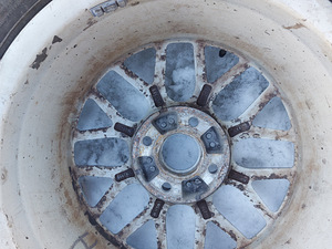 BBS Volvo 16 tolli veljed ja suverehvid (8 foto / 8)