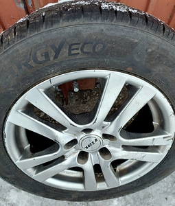 Opel/можно купить диски+резина (3 фото из 9)