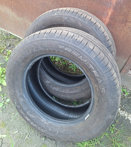 225/60/R15 (6 foto / 6)
