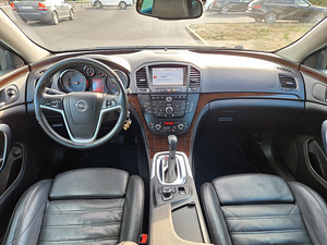 Opel Insignia OPC Line (full opt) (1 foto / 10)