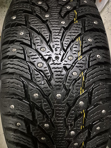 235/60R18 Nokian Nordman North 9 SUV, 8-9mm, DOT 3123 (2 foto / 4)
