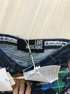 Uued Love Moschino teksad (2 foto / 2)