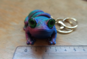 3d prinditud võtmehoidja konn (3 foto / 3)