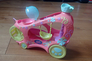 Little Pet Shops auto/ maja (1 foto / 3)
