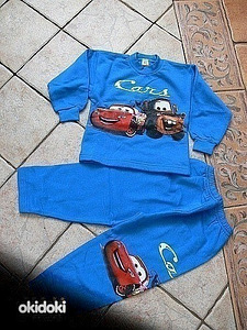 Uued dressid Cars , suurused 122 , 128 (1 foto / 2)