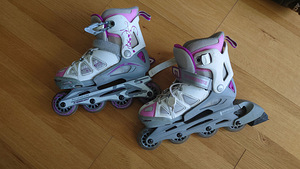 Laste rulluisud Rollerblade suurus 32-37 (1 foto / 2)