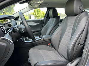 MERCEDES BENZ E 220 (5 foto / 10)