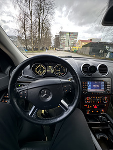 Mercedes GL420 (8 foto / 8)