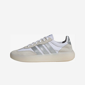 Кроссовки Adidas (5 фото из 5)