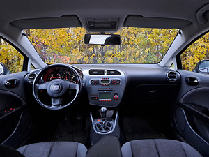 SEAT Leon 1.6 75kW (8 foto / 11)