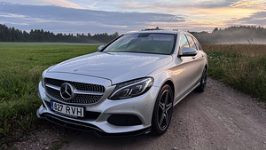 Mercedes-benz c220 (2 foto / 8)