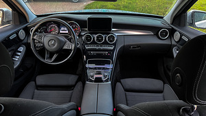 Mercedes-benz c220 (7 foto / 8)