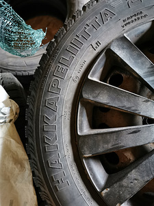 Naastrehvid Nokian Hakkapeliitta 195/65 R15 (3 foto / 5)