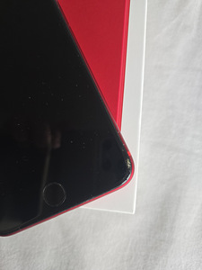 iPhone 8 plus 64GB RED (3 foto / 3)