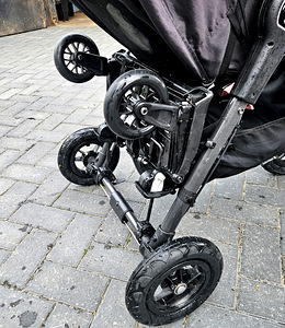 Baby Jogger Seisulaud.Vankri Külge.Ülesse klapitav (3 foto / 4)