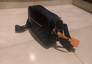 Louis Vuitton сумка через плечо кошелек,реплика (2 фото из 4)