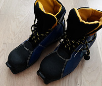 Лыжные ботинки Salomon, размер 33, SNS