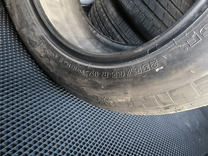 Шины 235/65/R17 Michelin (7 фото из 7)