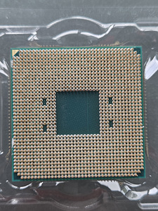AMD Ryzen 5600X (2 фото из 2)