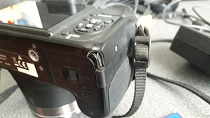Panasonic Lumix FZ45 24x optical zoom (2 foto / 3)