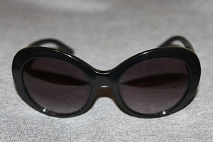 Dolce & Gabbana sunglasses (4 фото из 6)
