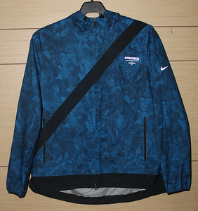 Nikelab x Undercover Gyakusou Running Jacket Nike (2 foto / 10)