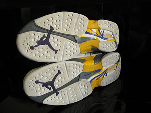 Nike air jordan viii kobe bryant lakers 43 (4 foto / 4)
