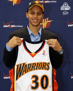 Mitchell & Ness Stephen Curry Golden State Jersey (7 foto / 7)