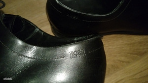 Hugo boss kingad, 9 made in italy (2 foto / 3)