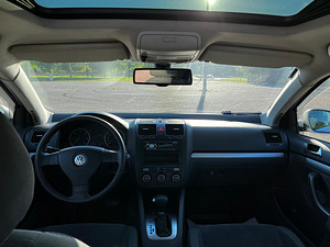 VW JETTA 1.9 77 TDI (8 foto / 10)