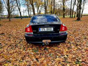 VOLVO S60 D5 FULL OPTION (5 foto / 10)