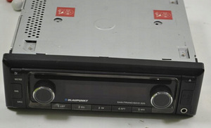 2 USB/AUX/MP3 Blaupunkt San Francisco 320 (2 foto / 9)
