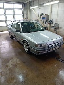 Renault 21 nevada (4 foto / 4)