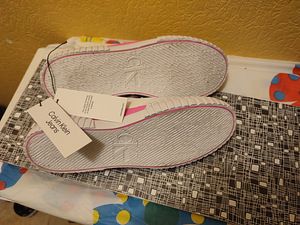 Calvin Klein tennised tossud suve jalanõud (2 foto / 3)