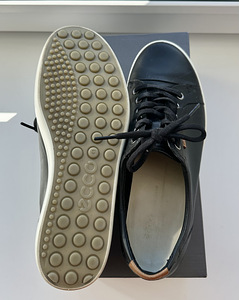 ECCO Soft 7 (nahast vabaajajalats naistele) (4 foto / 6)