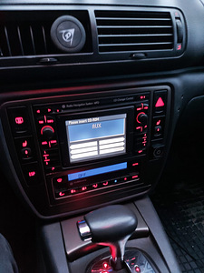 VOLKSWAGEN PASSAT (1 foto / 7)