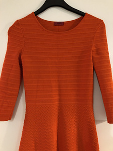 Kleit hugoboss punane S/M (3 foto / 6)