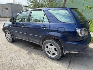 LEXUS RX varuosadeks (2 foto / 4)