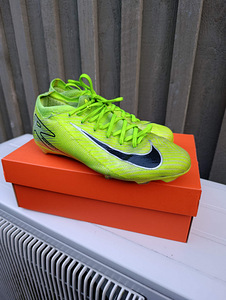 Putsad NIKE Elite S38,5 Junior (4 foto / 6)