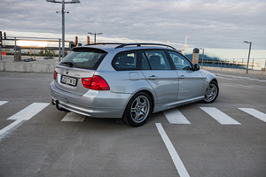 БМВ 320i Facelift (2 фото из 9)