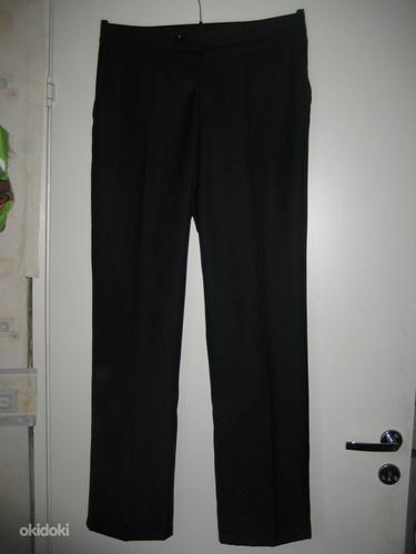 Чёрные классические брюки, размер 48 (фото #1)