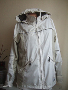 Лёгкая куртка Runway на весну/осень, размер 38