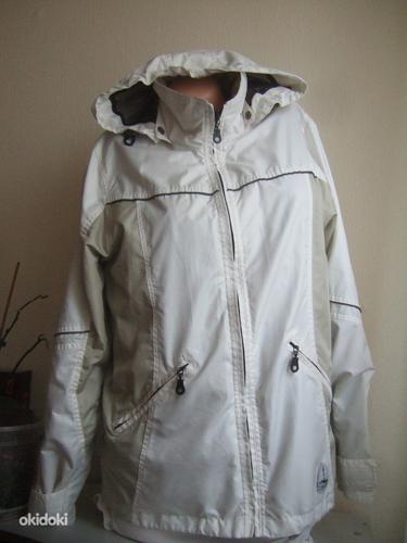 Лёгкая куртка Runway на весну/осень, размер 38 (фото #1)