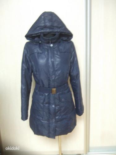 Темно-синяя тёплая куртка (фото #1)