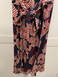 Moschino kleit,suurus S/M,originaal (3 foto / 5)