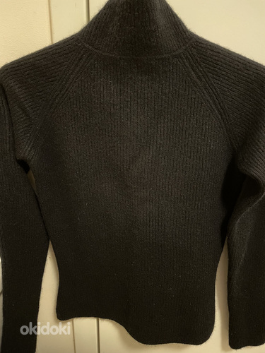 Fendi свитер,размер XS/S,оригинал (фото #2)
