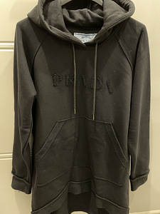 Prada nagu uus,suurus S,originaal (2 foto / 5)