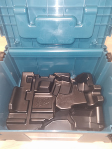 Makita BL1041B новый оригинальный аккумулятор 12v 4.0ah (5 фото из 6)