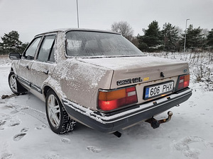 FORD ORION MK1 1984 (3 foto / 14)